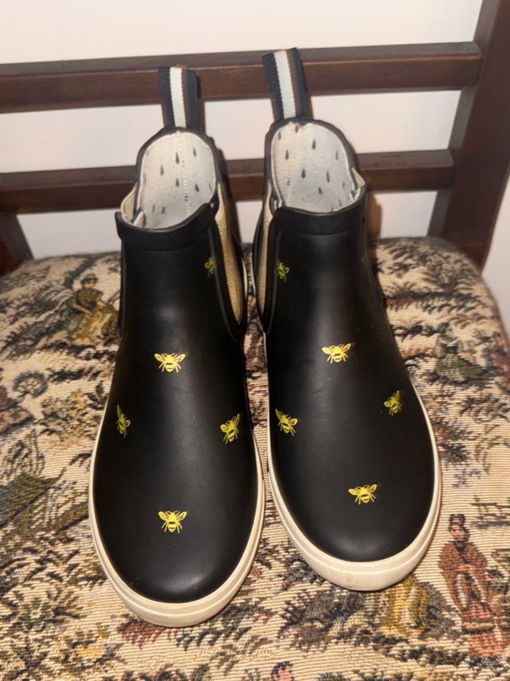 Joules Rainwell Bee Print Chelsea Rain Boots Black Gold Women’s US 7 EU 38 - Picture 5 of 16